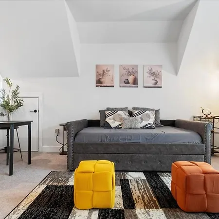 Private 2 Bedroom Loft In A Shared Home-South Atx